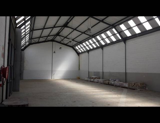 450M² FACTORY RENTED IN KILLARNEY GARDENS
